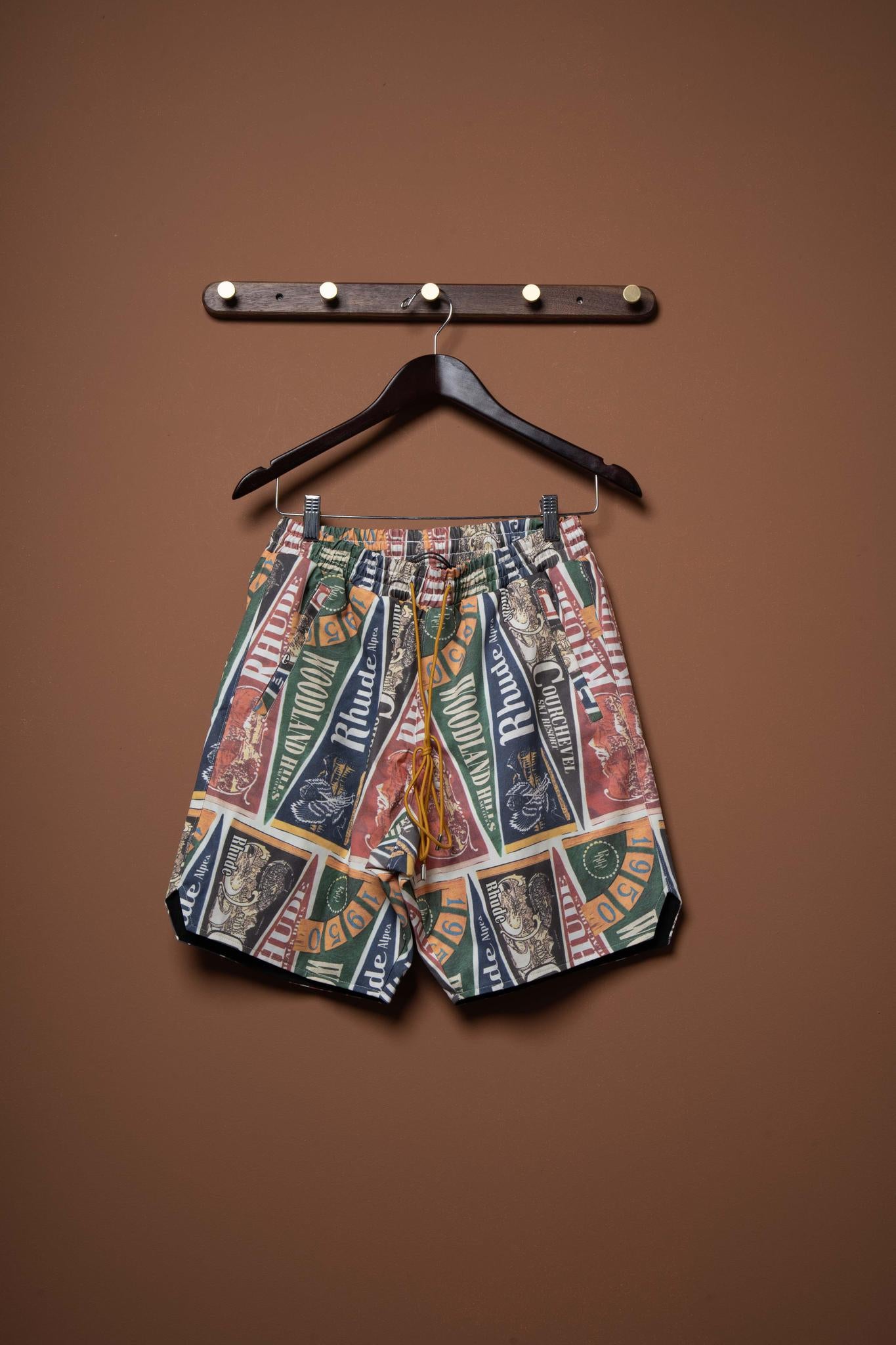 COLLEGIATE FLAG SHORT