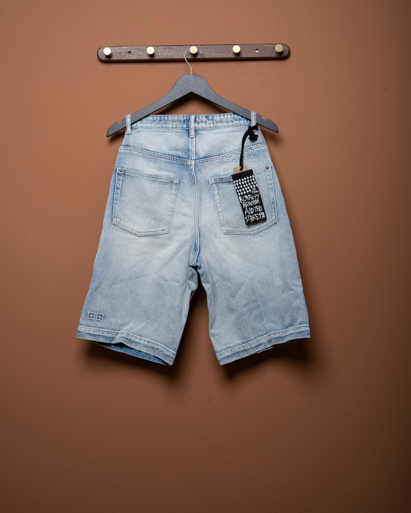 MAXX SHORT BLUE ICE