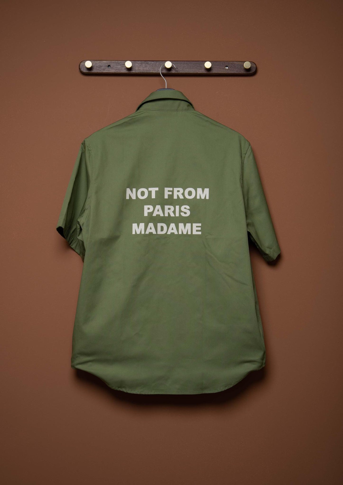 LE CHEMISE SLOGAN