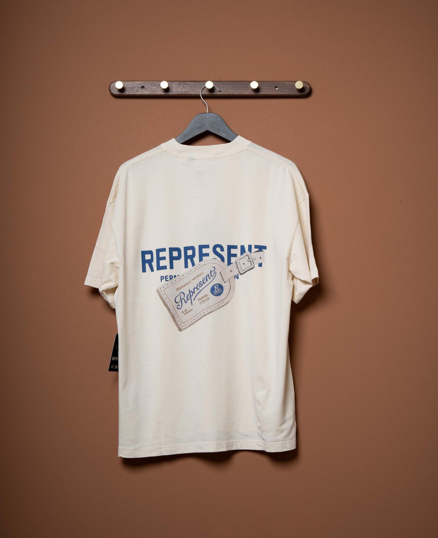 LUGGAGE T-SHIRT