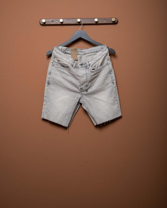 1999 LIFE SHORT